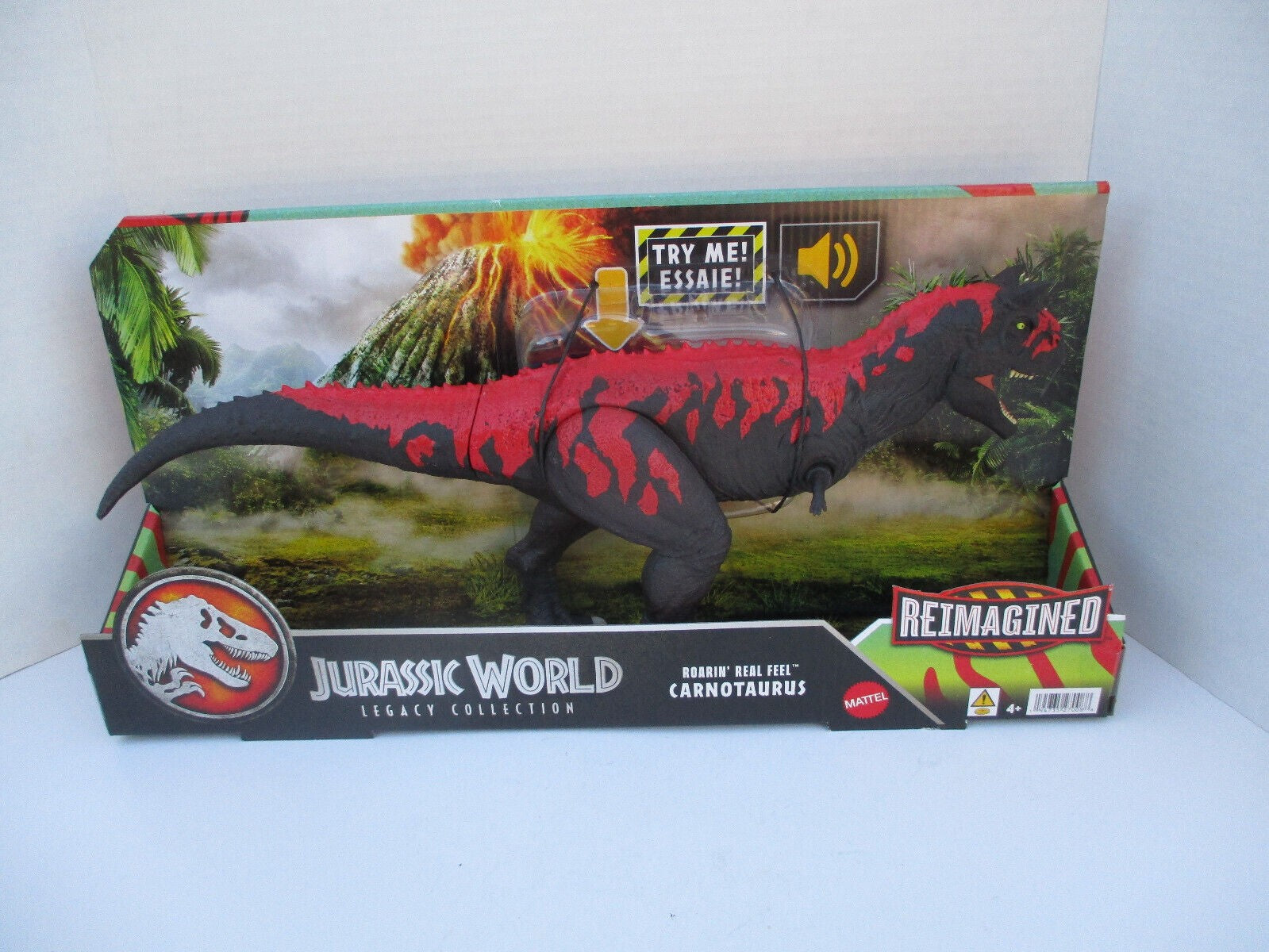 Jurassic World Legacy Collection Reimagined Roarin' Real Feel Carnotaurus